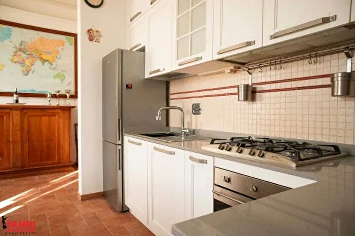 Appartamento trilocale in vendita in Via Camillo Benso di Cavour, Cecina