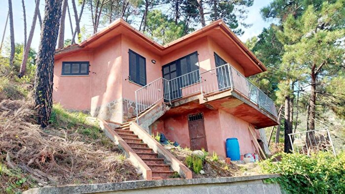 Casa quadrilocale in vendita in Vicopisano