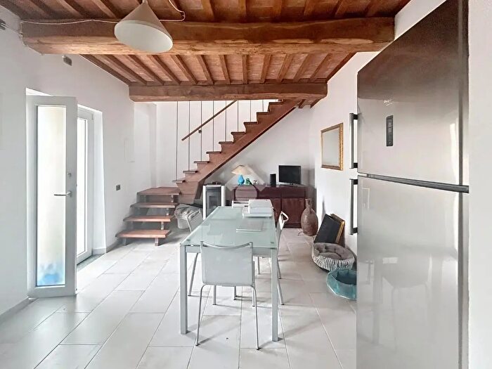 Casa bilocale in vendita in Via San Giorgio, Cascina