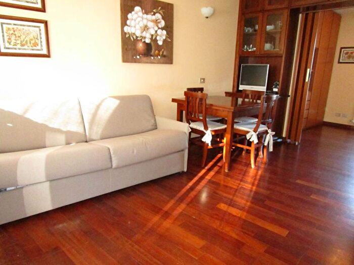 Appartamento bilocale in affitto in Via della Torre, Sauze dOulx