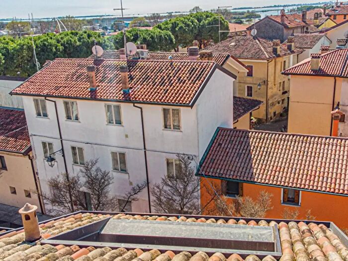 Casa con 6 locali in vendita in Marano Lagunare