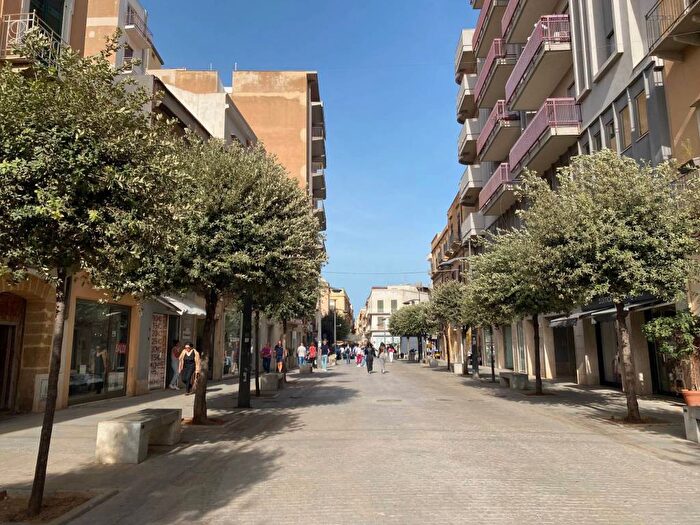 Casa trilocale in affitto in Via Roma, Centro Urbano, Marsala