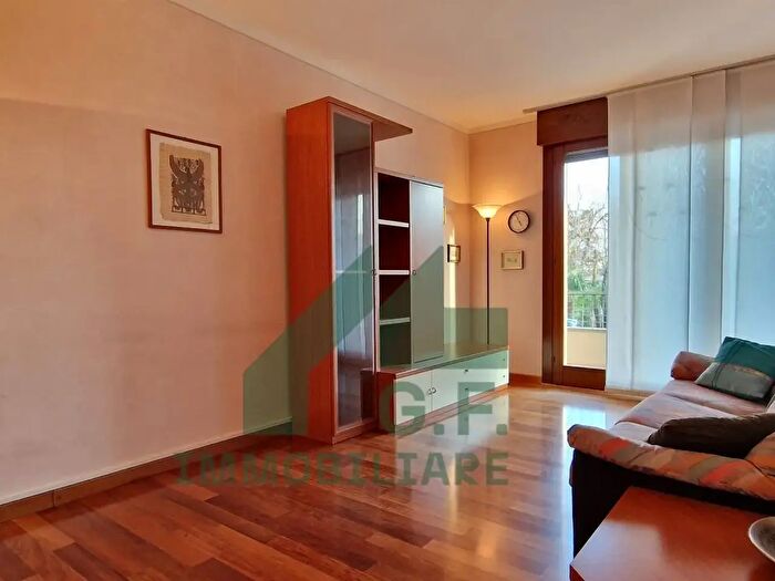 Appartamento quadrilocale in vendita in Via Lanzaghe, Silea