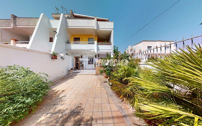 Appartamento con 5 locali in vendita in Porto Cesareo