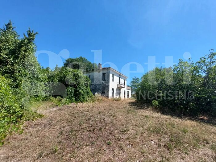 Casa con 5 locali in vendita in Via Quaresima Snc, Mosciano SantAngelo