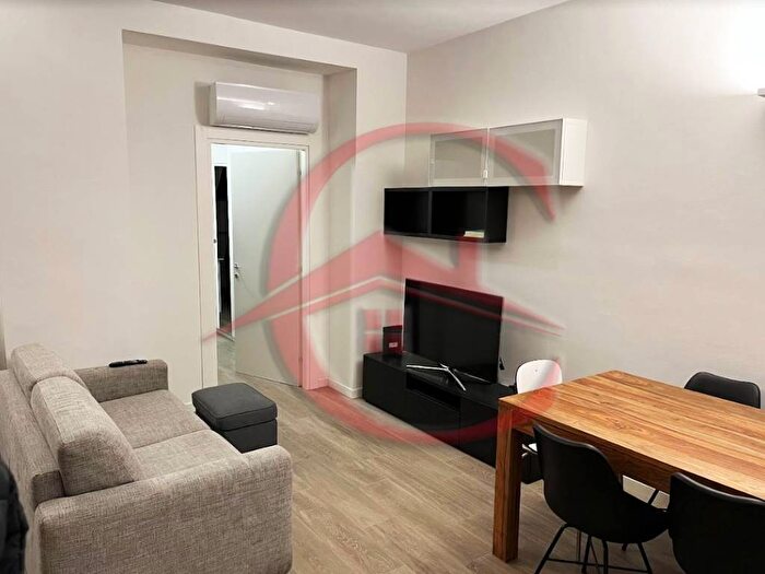 Appartamento bilocale in affitto in Via Giuseppe Frua, Frua, Milano