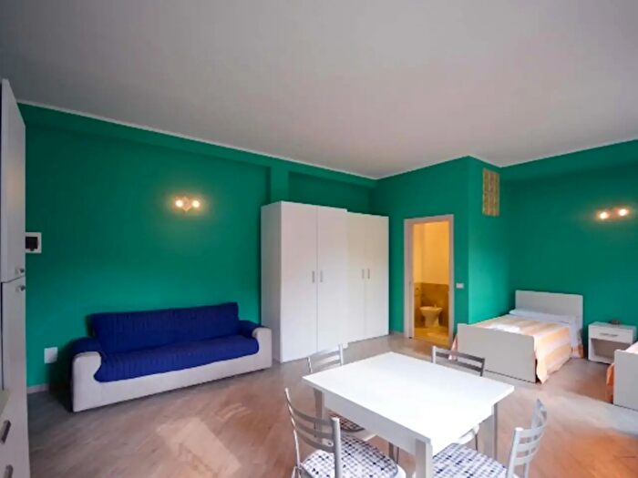 Appartamento monolocale in affitto in Via Bordighera, Milano