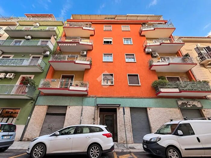 Appartamento trilocale in vendita in Via Michele De Napoli, Bari