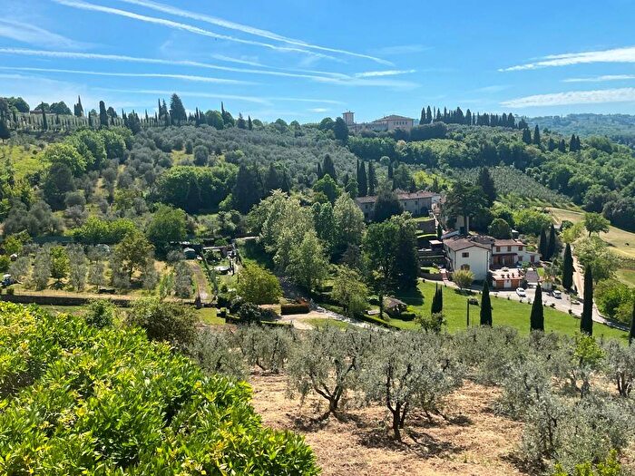 Appartamento bilocale in vendita in Via della Luigiana, Galluzzo, Firenze