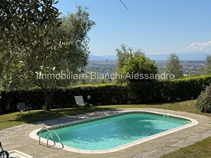 Casa con 12 locali in vendita in Via di Vernalese, Bagno A Ripoli