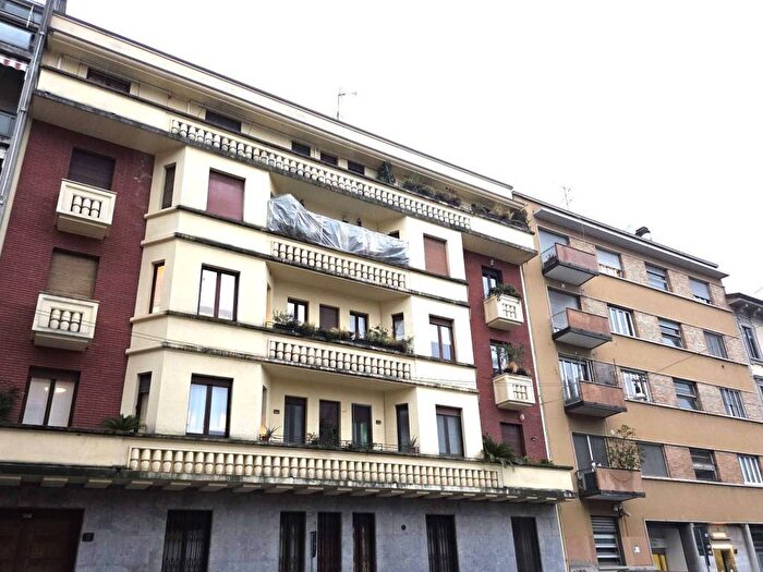 Appartamento bilocale in affitto in Via Giuseppe Piolti de Bianchi, Plebisciti Susa, Milano