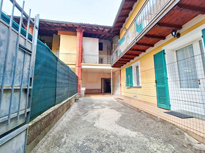 Appartamento quadrilocale in vendita in Via Sebina, Provaglio DIseo