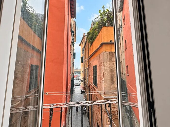 Appartamento con 5 locali in vendita in Via di Pré, Genova