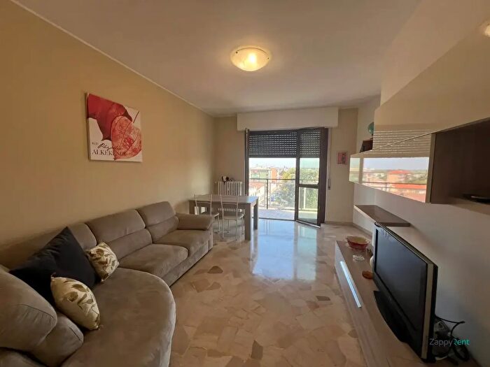 Appartamento bilocale in affitto in Viale G Mazzini, Abbiategrasso