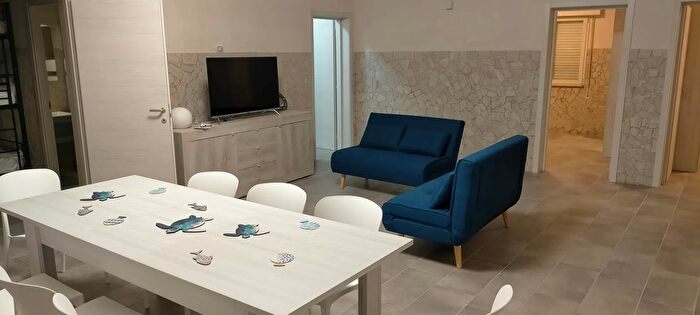 Casa quadrilocale in affitto in Via Chidro di Specchiarica Manduria, Manduria