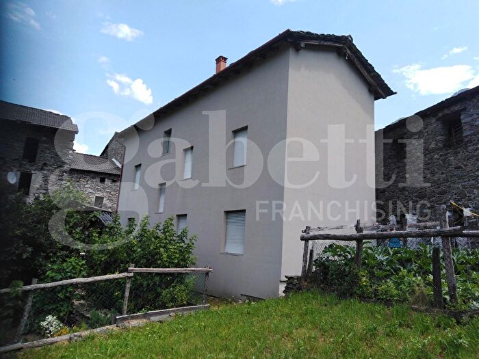 Casa in vendita in Via Case Giovanni Snc, Talamona