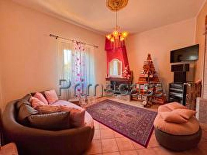 Casa con 9 locali in vendita in Via Valle Maria, Casalmoro