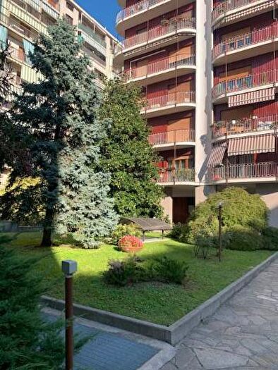 Appartamento quadrilocale in affitto in Via Erasmo da Rotterdam, Lingotto, Torino