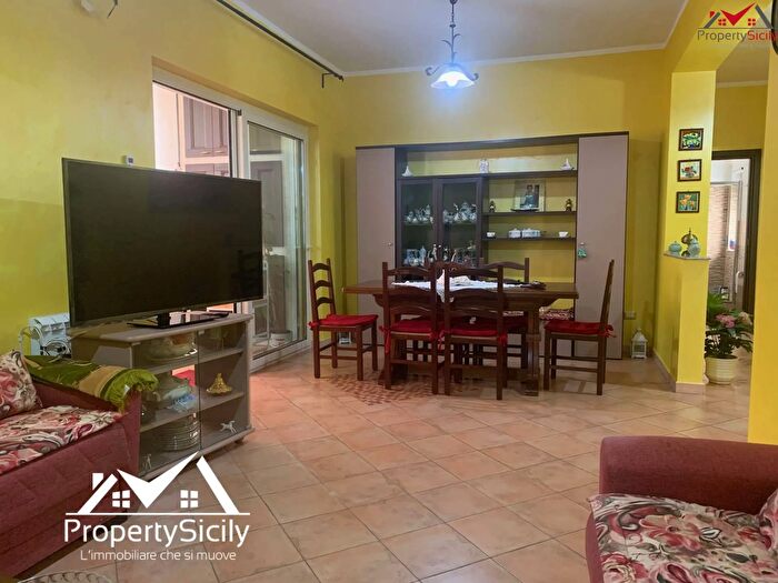 Appartamento con 5 locali in vendita in Via dello Sport, Porto Empedocle