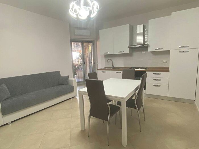 Appartamento bilocale in affitto in Via Yasser Arafat, Acerra
