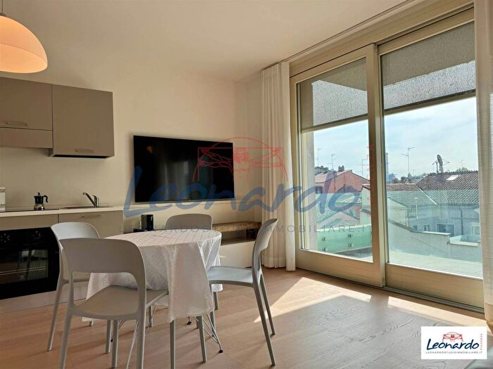 Appartamento bilocale in affitto in Viale Risorgimento, Piazzale Milano Stazione, Piacenza