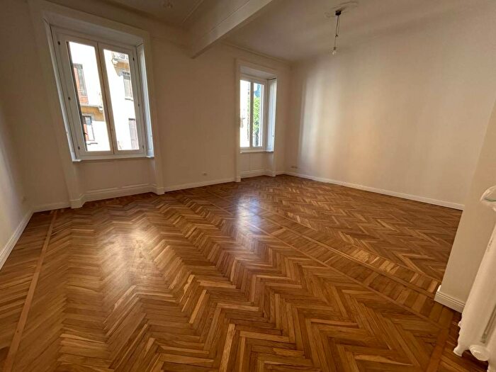 Appartamento quadrilocale in affitto in Via Spartaco, Cadore, Milano