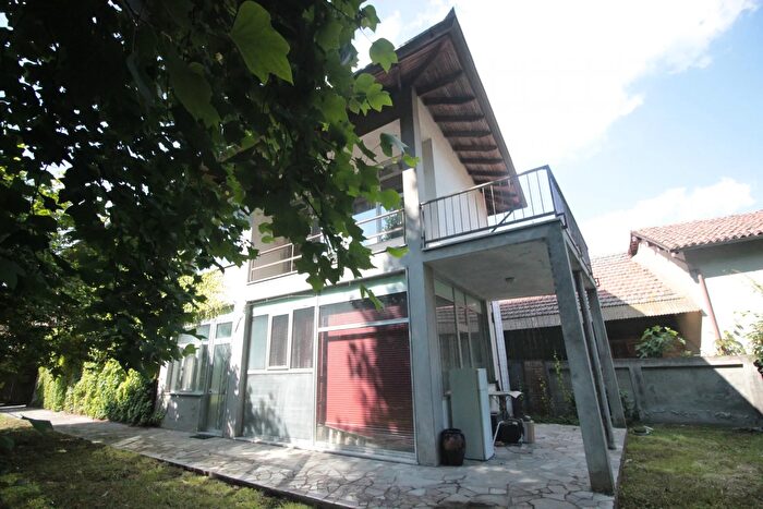 Case in Vendita e in Affitto - 2