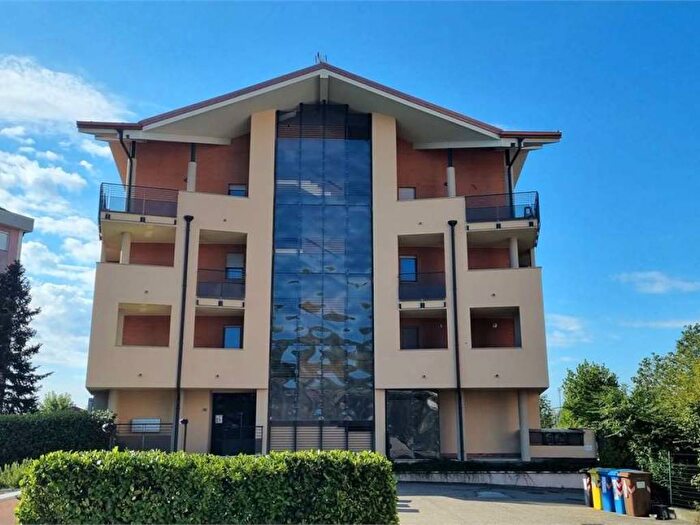 Appartamento bilocale in affitto in Via nenni, Centro, Trofarello