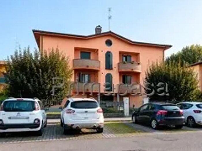 Appartamento bilocale in vendita in Via Asioli C, Correggio