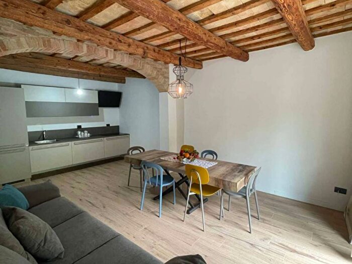 Appartamento trilocale in affitto in Via Molino Metauro, Centro, Mercatello sul Metauro