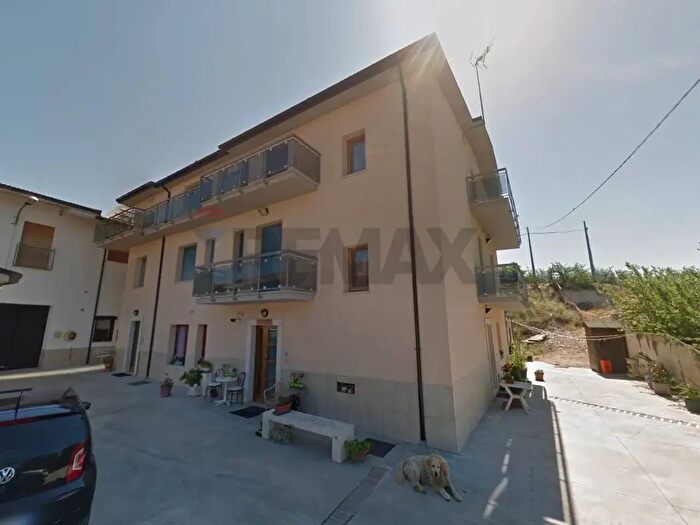 Appartamento trilocale in affitto in Via della Polveriera, LAquila