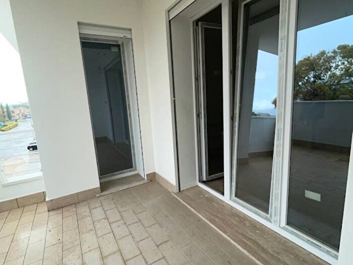 Appartamento quadrilocale in affitto in Borgo San Michele, Latina