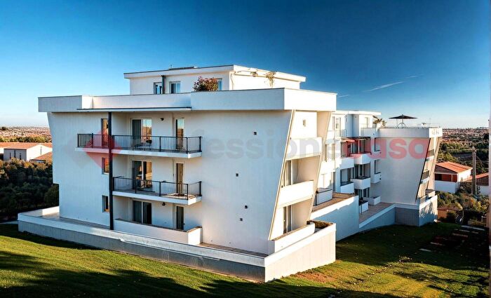 Appartamento bilocale in vendita in Via fra Giacomo, Baronissi