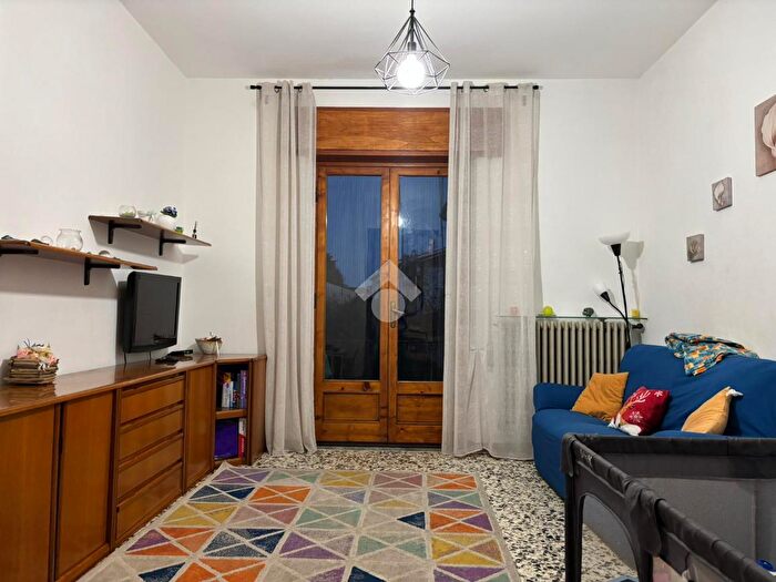 Appartamento trilocale in vendita in Via del Tiro a Segno, Lucca