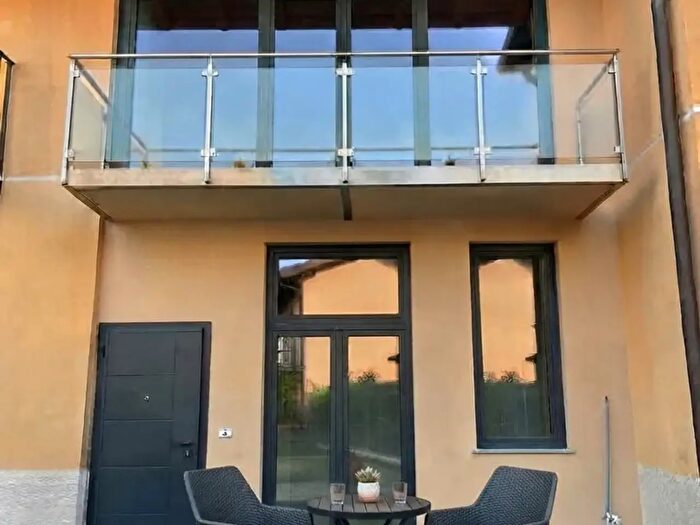 Appartamento bilocale in vendita in Via San Sebastiano, Marnate