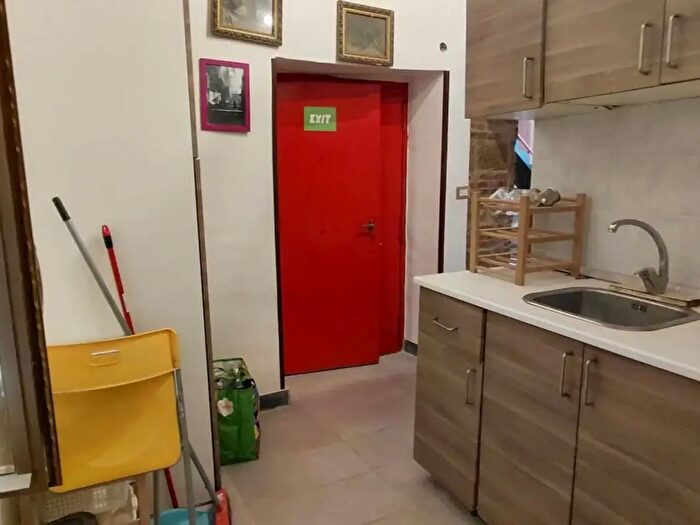 Appartamento bilocale in affitto in Vico Tarallari, Napoli