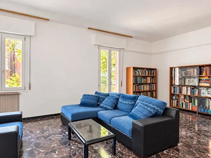 Appartamento con 5 locali in vendita in Via Lodovico Varthema, Bologna