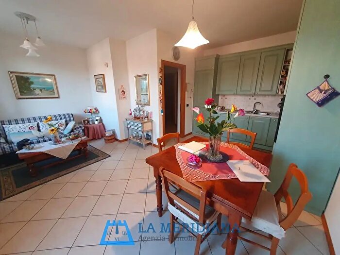 Appartamento trilocale in vendita in Lamporecchio