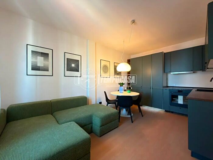 Appartamento bilocale in affitto in Via Giovanni Battista Varè, Milano