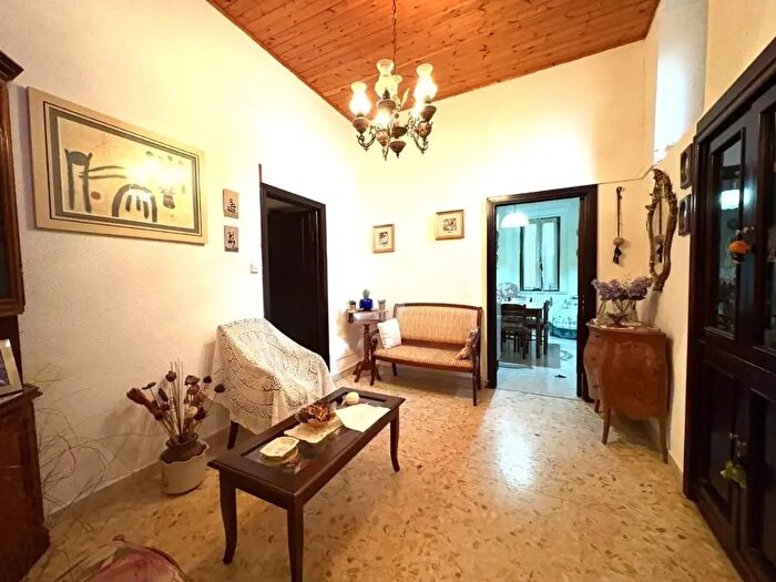 Appartamento quadrilocale in vendita in Largo Piano Grande, Catanzaro