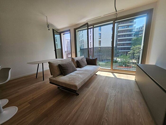 Appartamento trilocale in affitto in Corso di Porta Romana, Missori, Milano