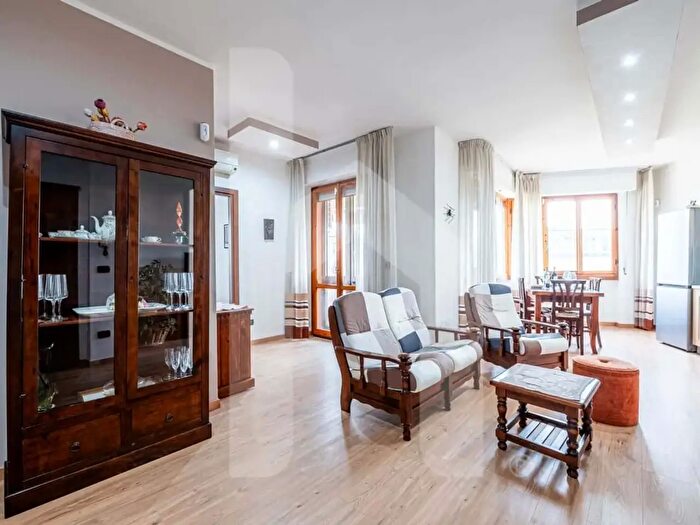 Appartamento in affitto in Via Andrea Vesalio, Pisa