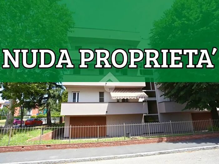 Appartamento bilocale in vendita in Via Giugno, Calderara Di Reno