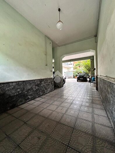 Casa con 9 locali in vendita in Via Giuseppe Parini, Afragola