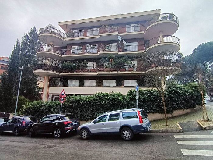 Appartamento monolocale in affitto in Viale Cortina dAmpezzo, Cortina dAmpezzo, Roma