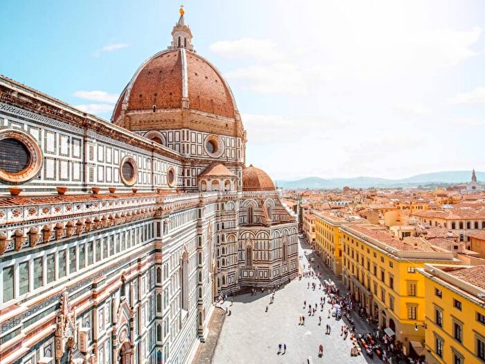Appartamento con 5 locali in affitto in Piazza Cesare Beccaria, Beccaria Colombo, Firenze