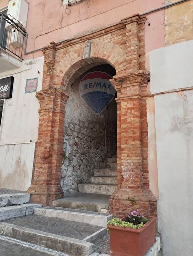 Appartamento quadrilocale in vendita in Minturno