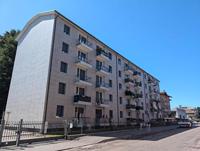 Appartamento quadrilocale in vendita in Via Nazario Sauro, Legnano