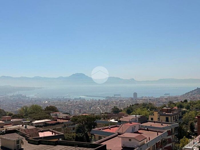 Appartamento bilocale in affitto in Viale colli aminei, Colli Aminei Capodimonte, Napoli