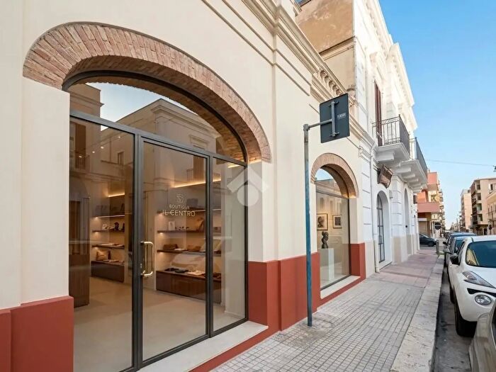 Appartamento quadrilocale in affitto in Via Roma, Monopoli